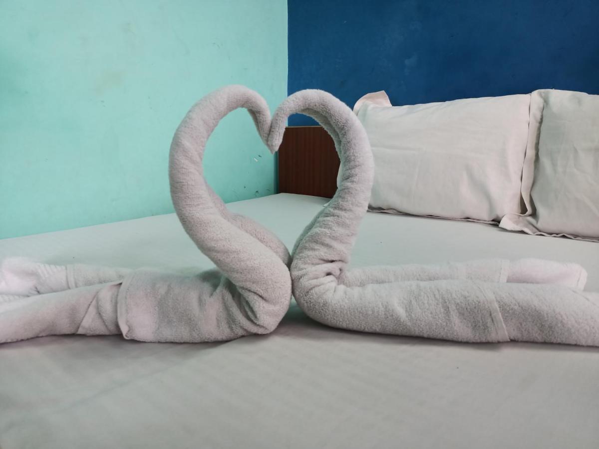 ורנאסי Jpm Guest House מראה חיצוני תמונה