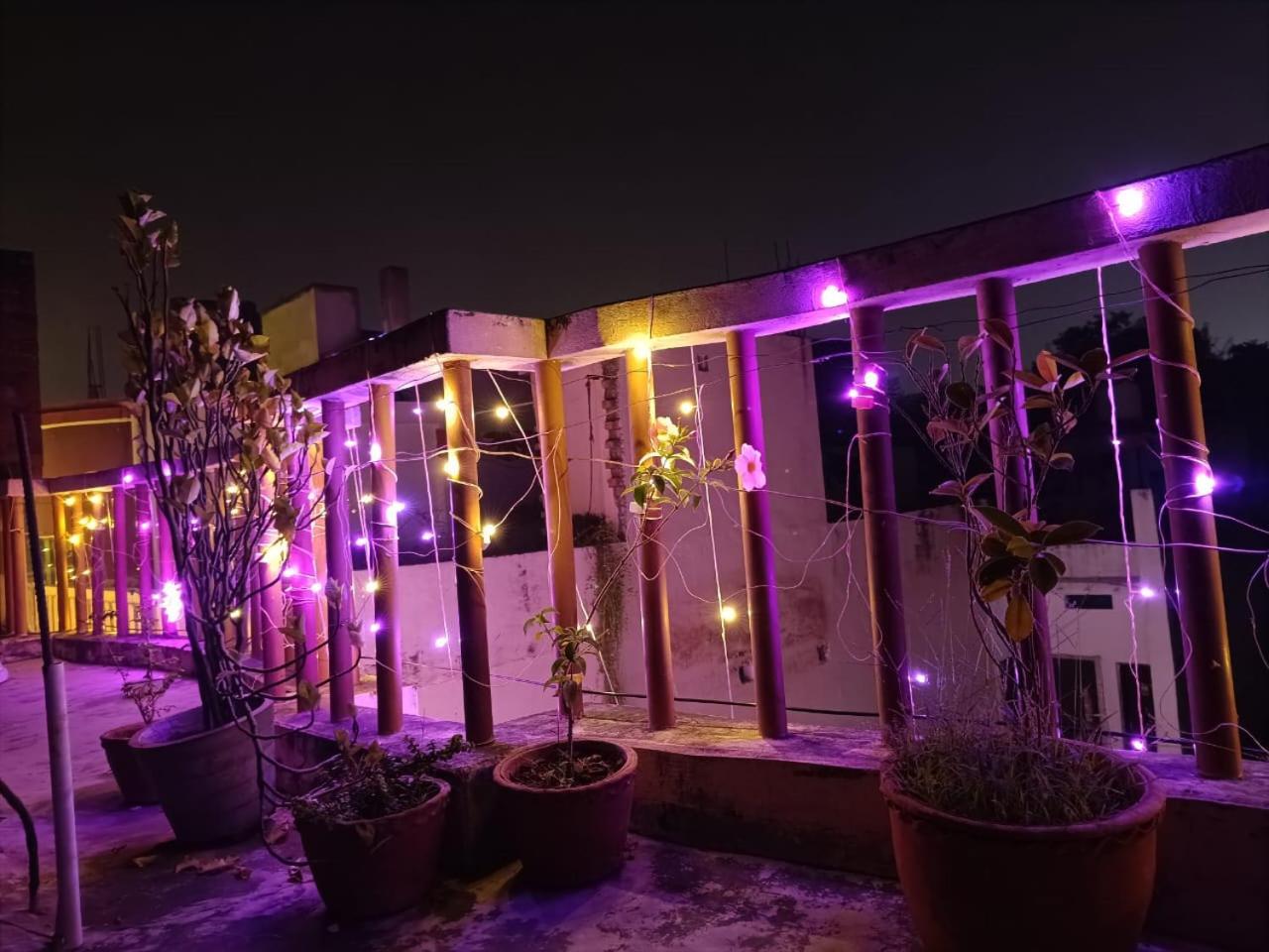 ורנאסי Jpm Guest House מראה חיצוני תמונה